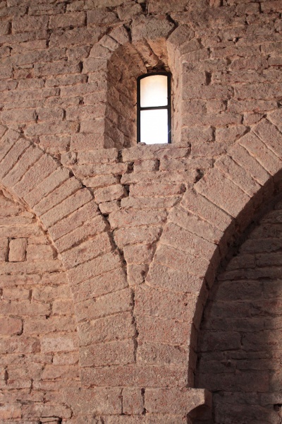 Fichier:BurgyEgliseInt (64).JPG
