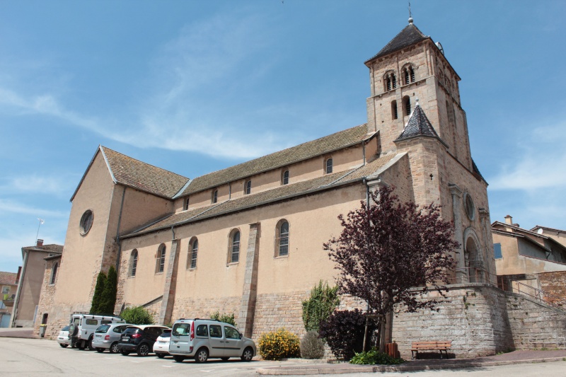 Fichier:TramayesEglise (1).JPG