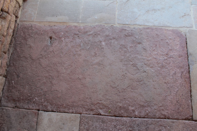 Fichier:UchizyEgliseExt (65).JPG