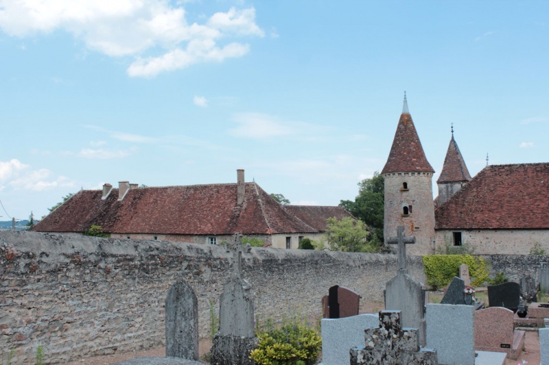Fichier:PressySousDondinEgliseExt (28).JPG
