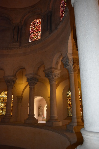 Fichier:TournusAbbatialeInt (110).JPG