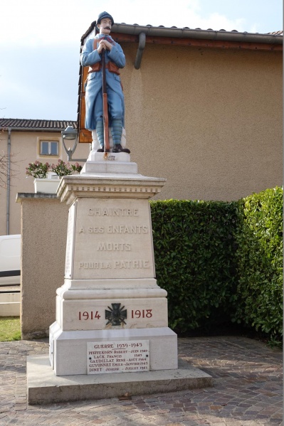 Fichier:Monument aux morts Chaintré.jpeg