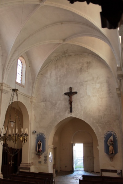 Fichier:SaintYthaireEgliseInt (50).JPG