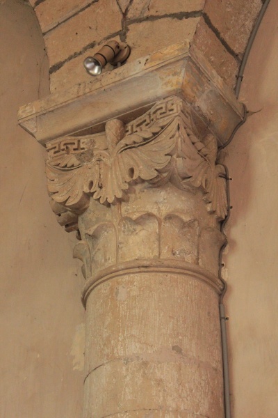 Fichier:SaintRomainDesIlesEglise (90).JPG
