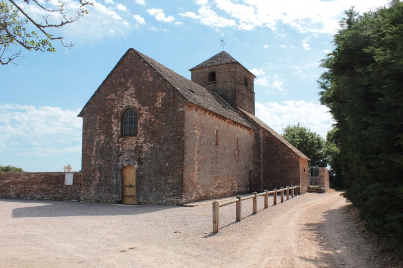Fichier:BurgyEgliseExt (5).JPG