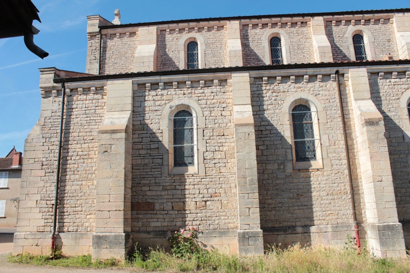 Fichier:SaintGengouxEgliseExt (11).JPG
