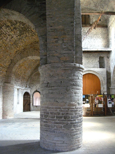 Fichier:TournusAbbatialeInt (135).JPG