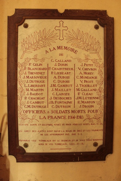 Fichier:LaVineuseEgliseInt (3).jpg