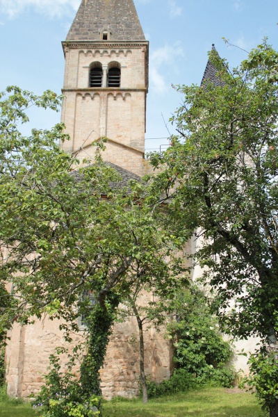 Fichier:TramblyEgliseExt (71).JPG