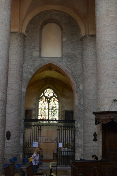 Fichier:TournusAbbatialeInt (86).JPG