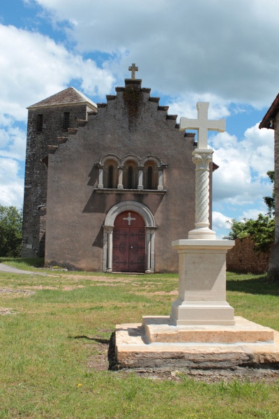 Fichier:ChâteauEgliseExt (21).JPG