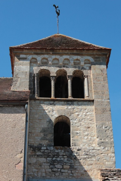 Fichier:SaintYthaireEgliseExt (2).JPG