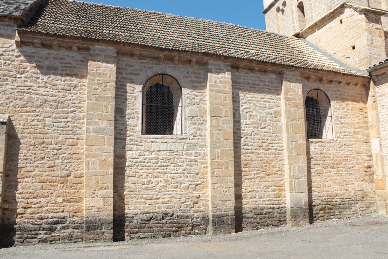 Fichier:ChardonnayEgliseExt (5).JPG