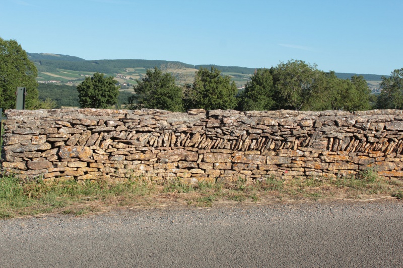 Fichier:AmeugnyPatrimoine (1).JPG