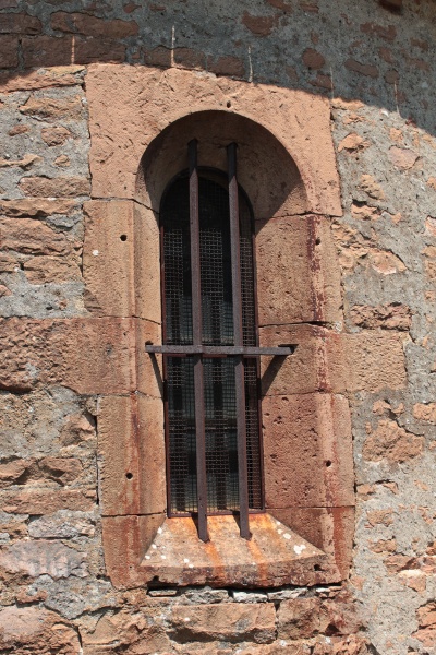 Fichier:BurgyEgliseExt (16).JPG
