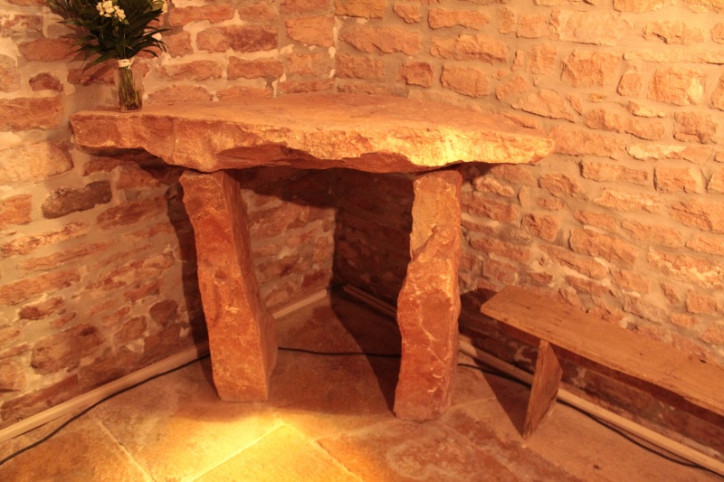 Fichier:LeynesEglise (97).JPG
