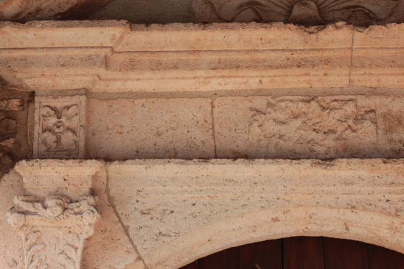 Fichier:LeynesEglise (21).JPG