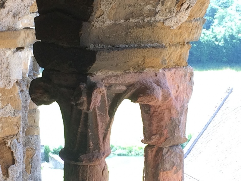 Fichier:OzenayClocher (10).JPG