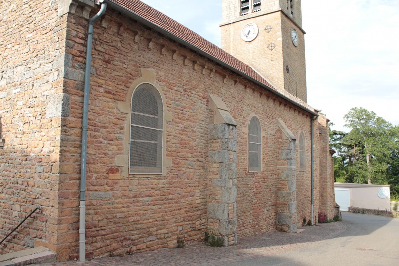 Fichier:SolutréEglise (4).JPG